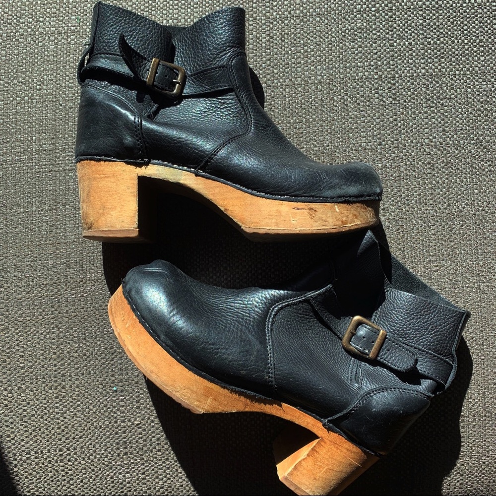 Sanita Black Clog Boots 41